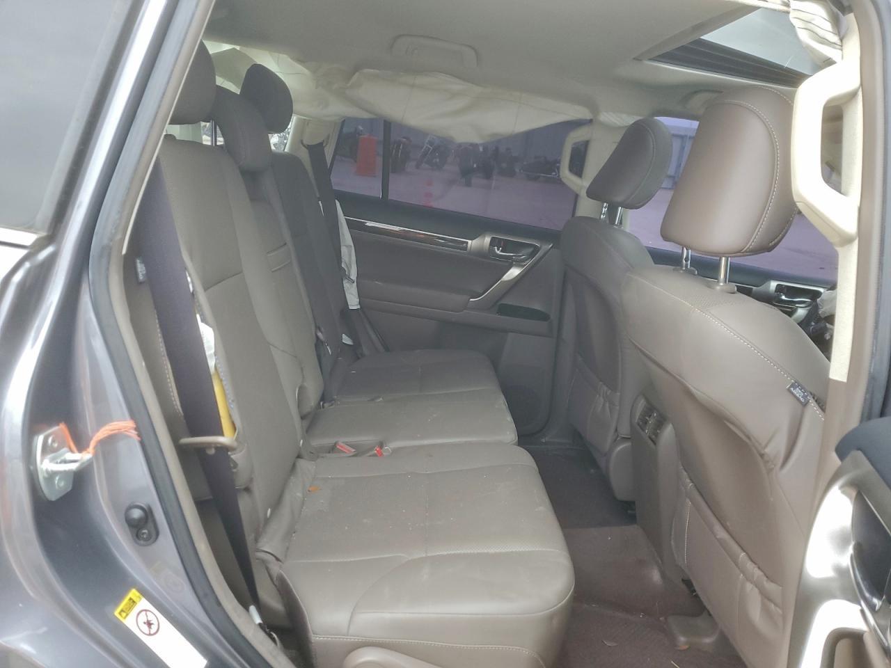 2017 LEXUS GX 460