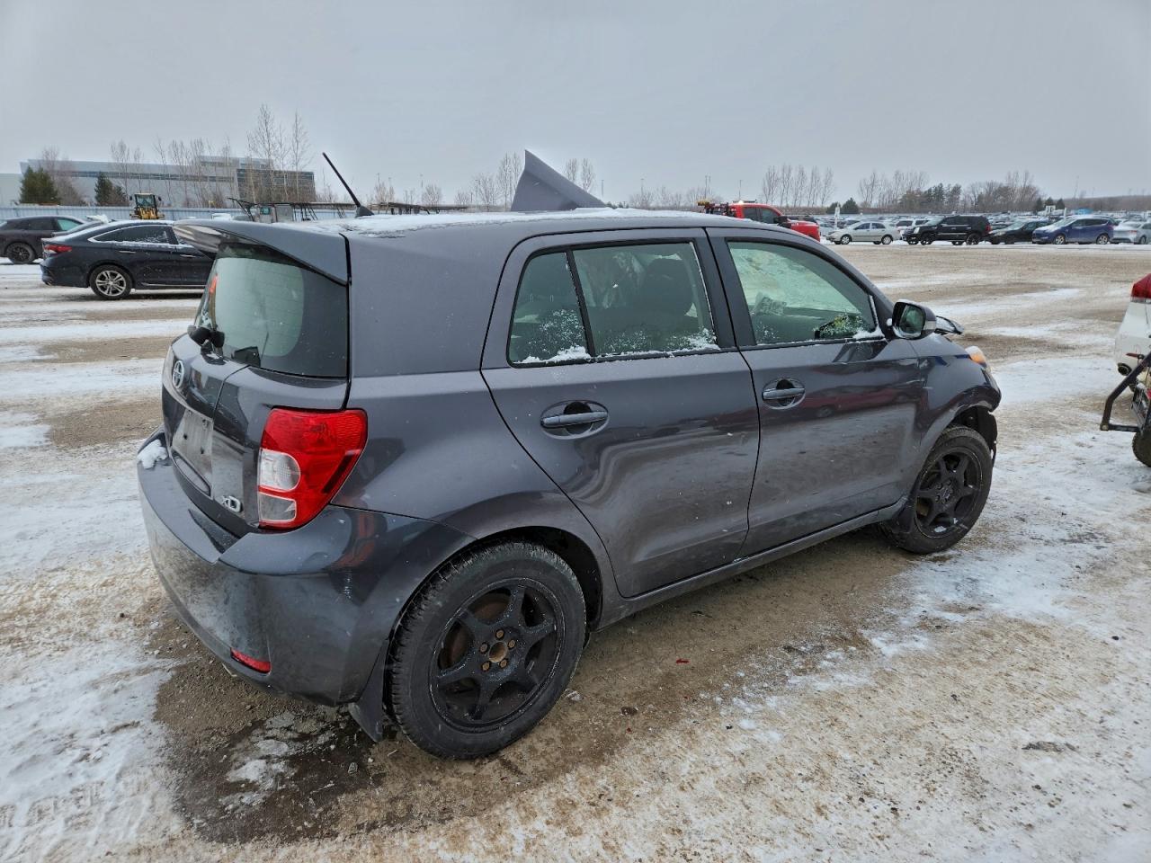 2013 TOYOTA SCION
