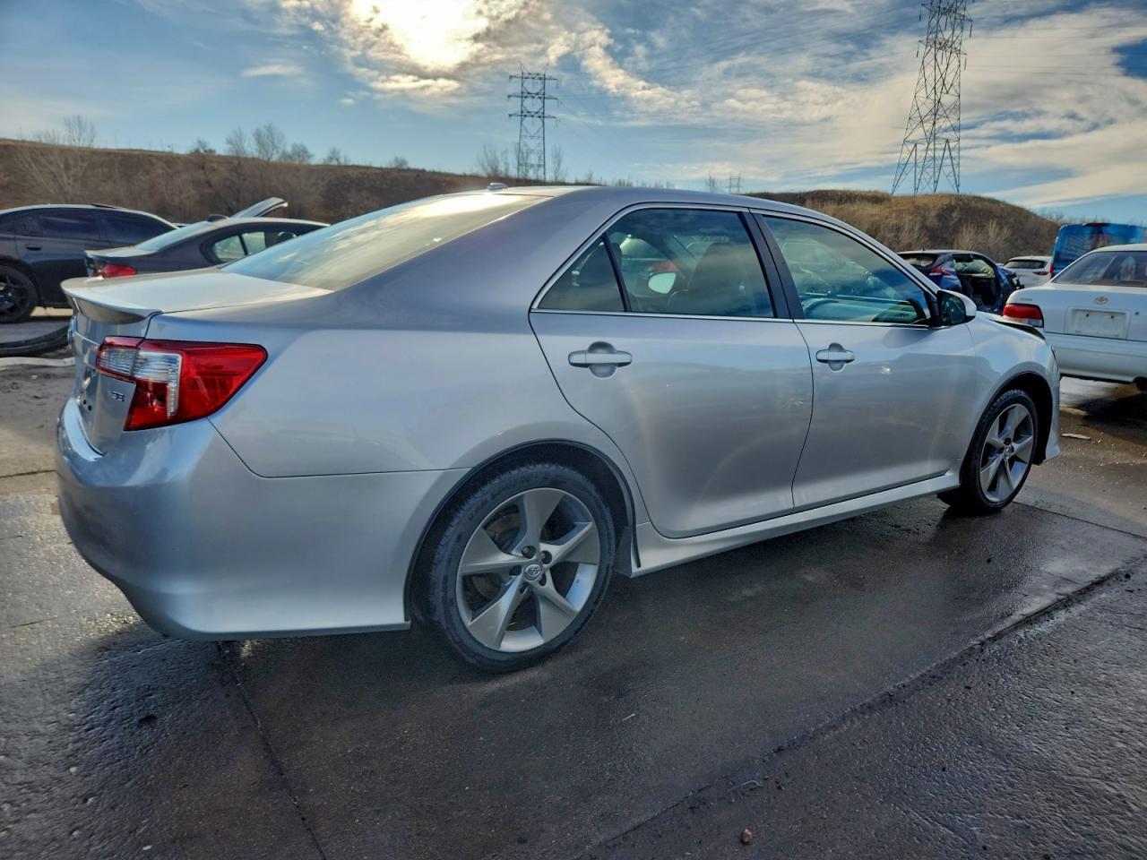 2012 TOYOTA CAMRY