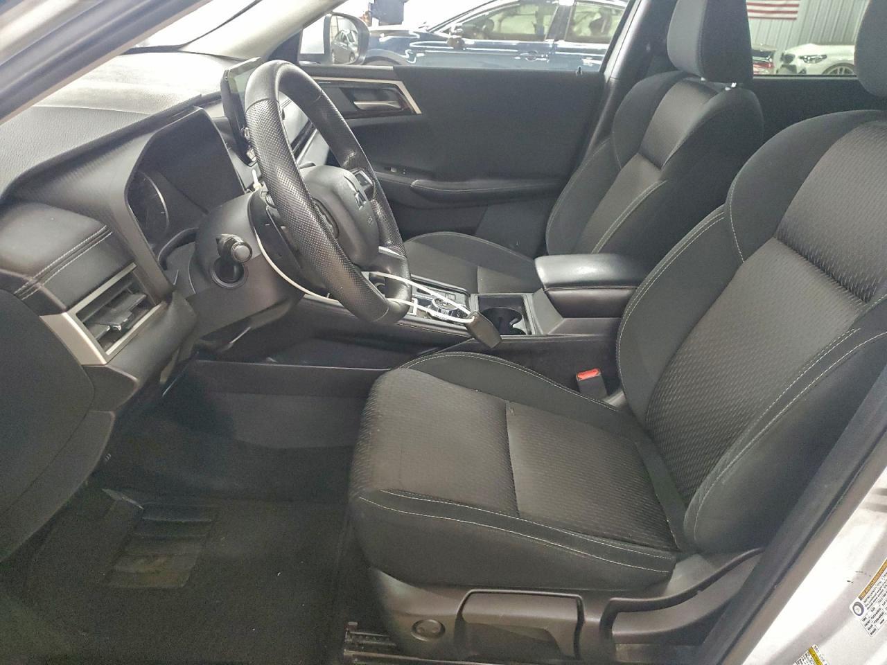 2022 MITSUBISHI outlander