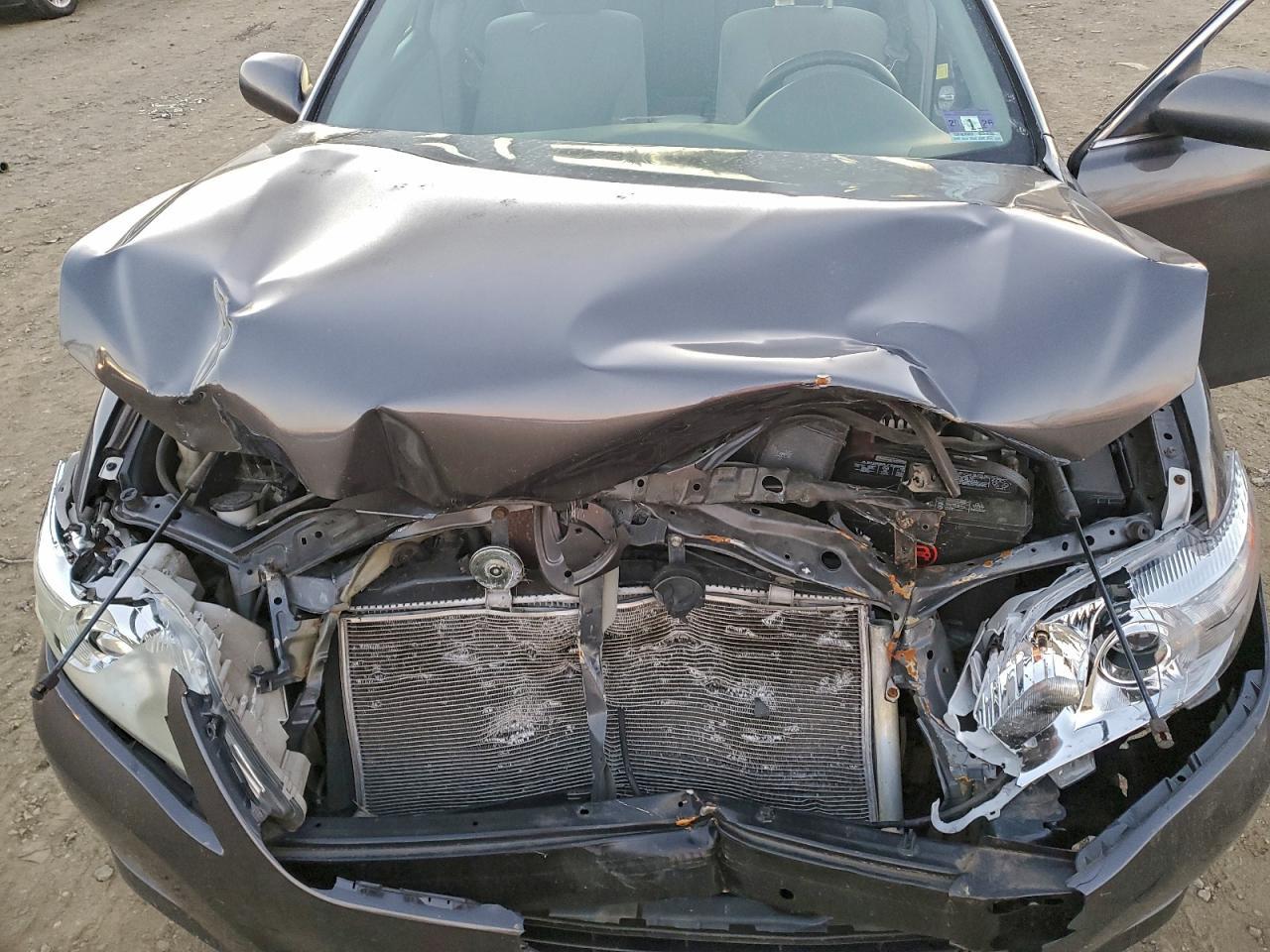 2011 TOYOTA CAMRY