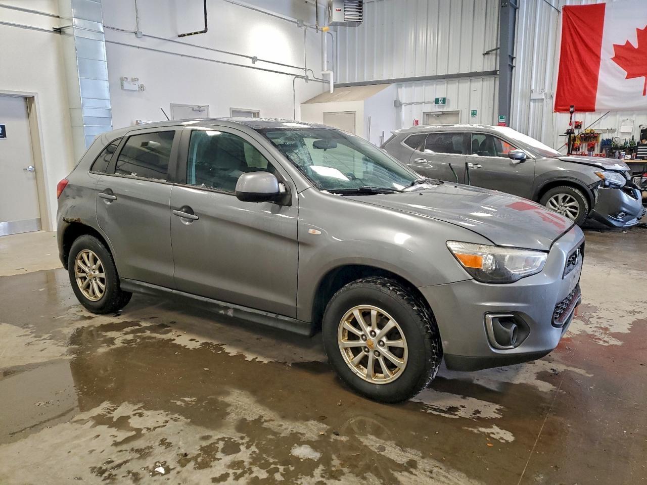 2015 MITSUBISHI RVR