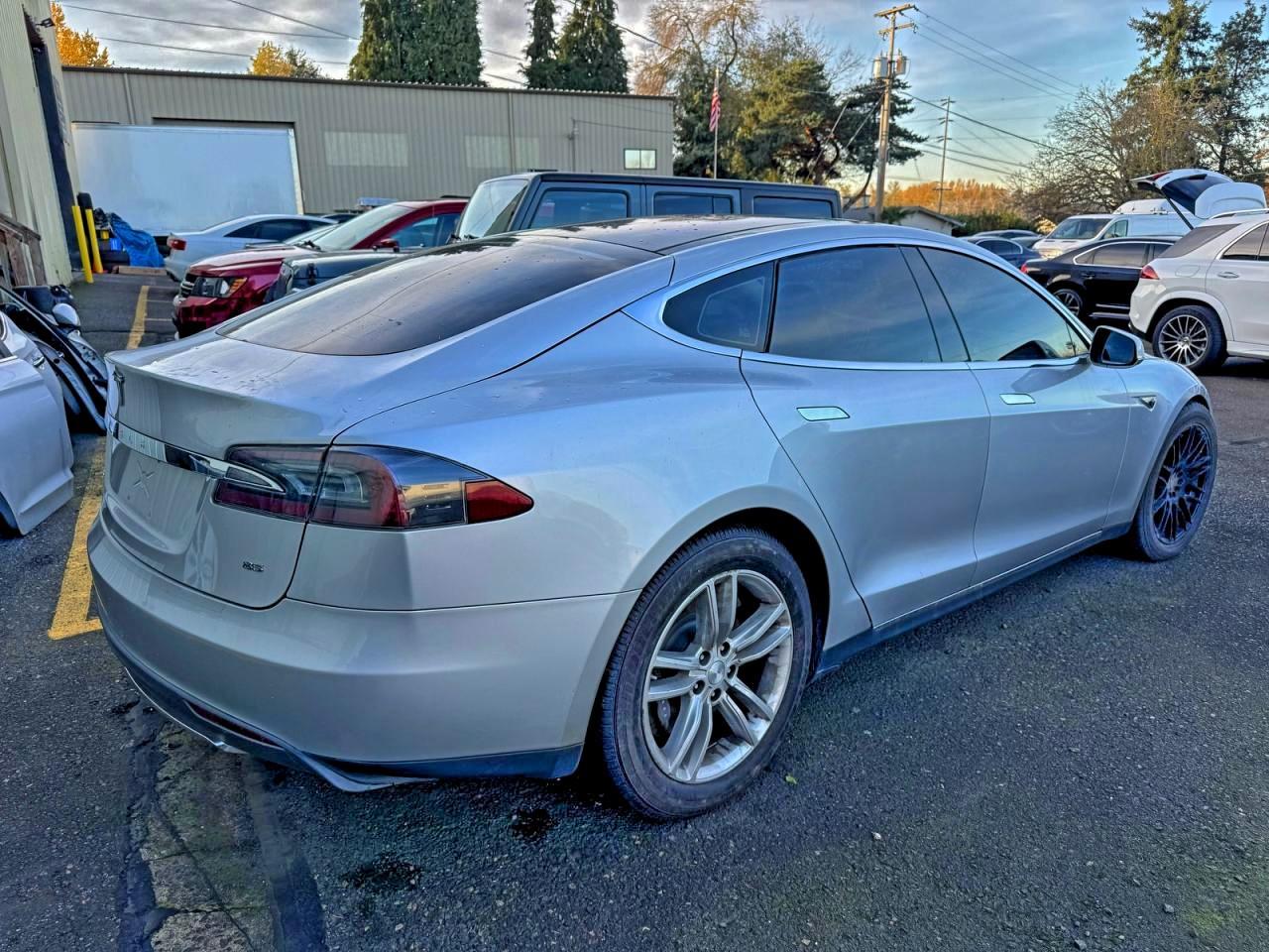 2013 TESLA MODEL S
