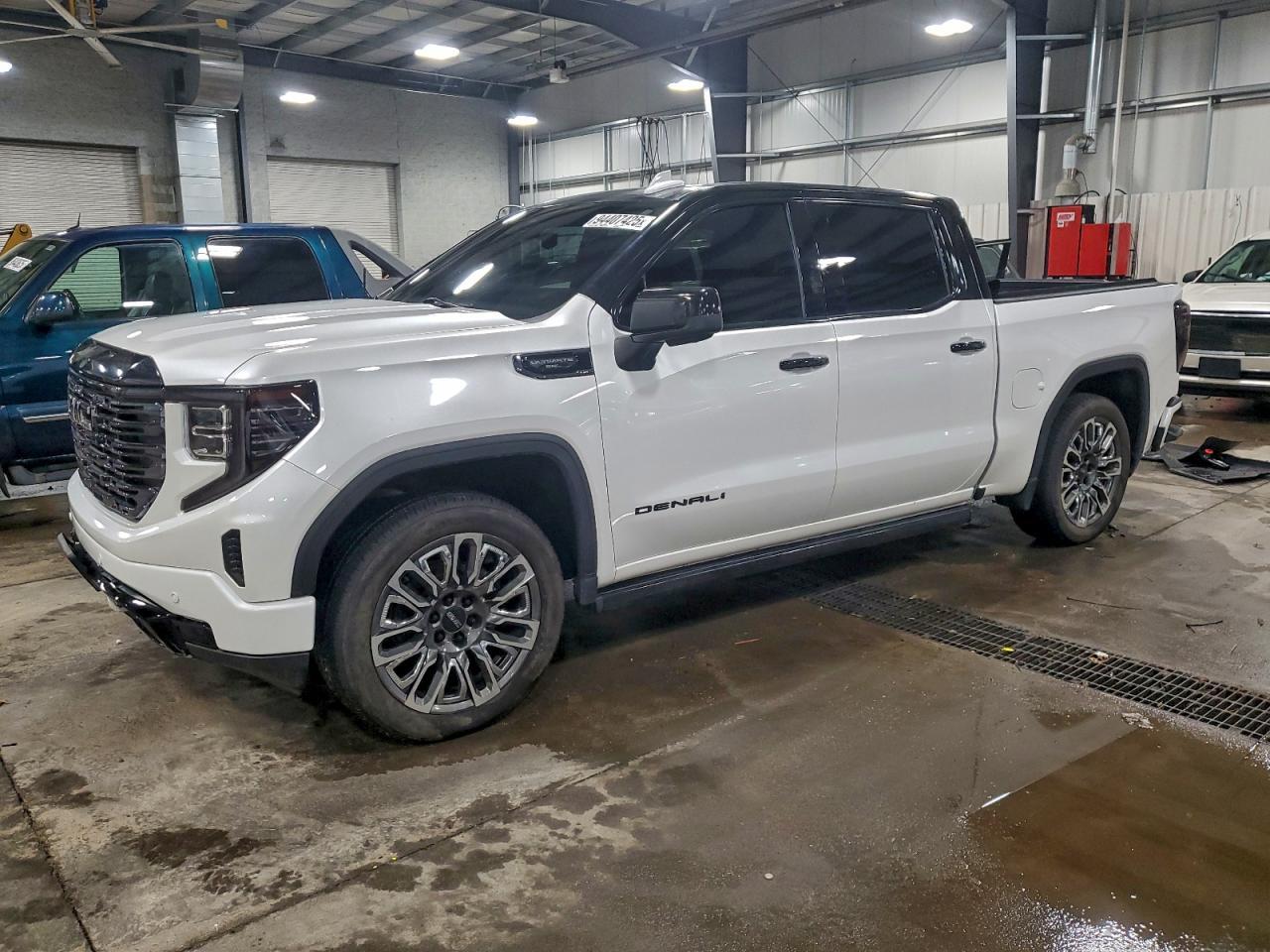 2023 GMC Sierra