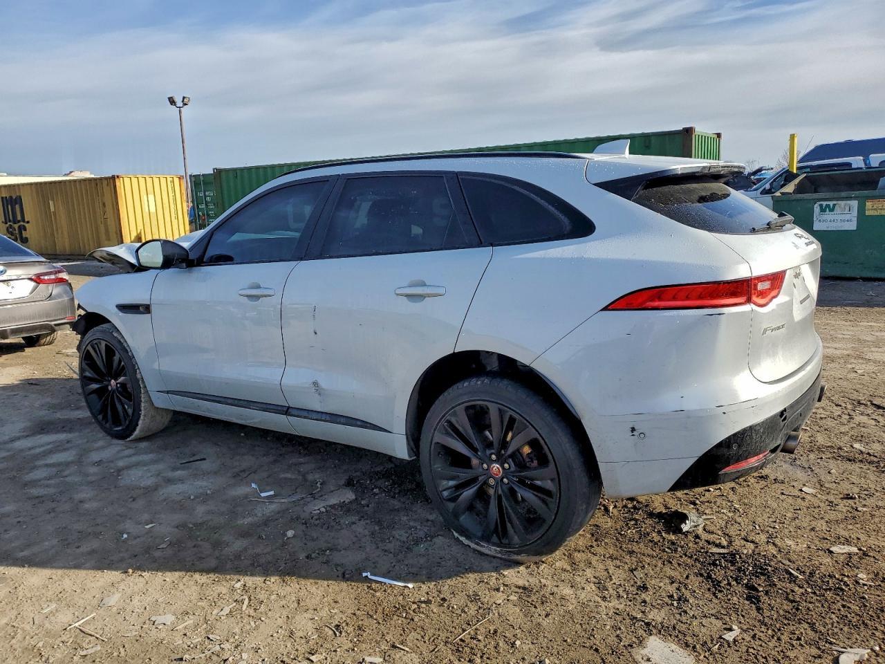2017 JAGUAR F-Pace