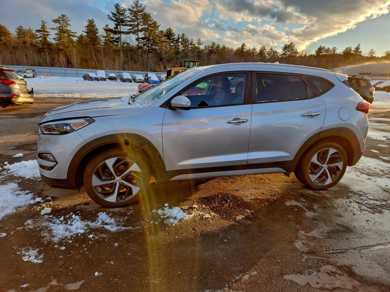 2018 HYUNDAI TUCSON