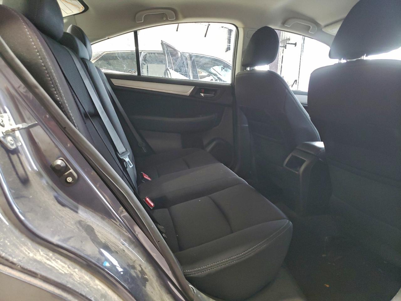 2015 SUBARU Legacy