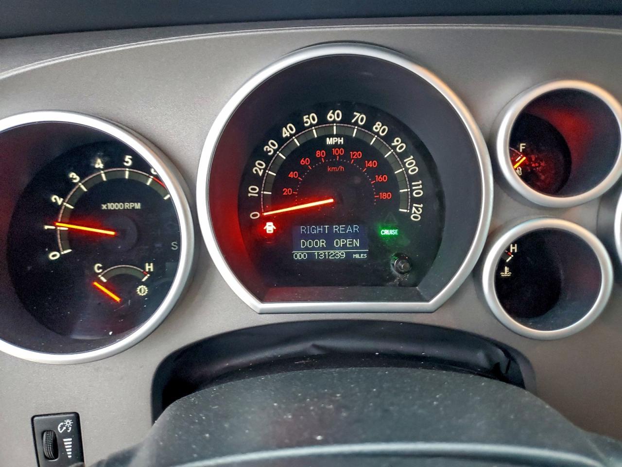 2011 TOYOTA Sequoia