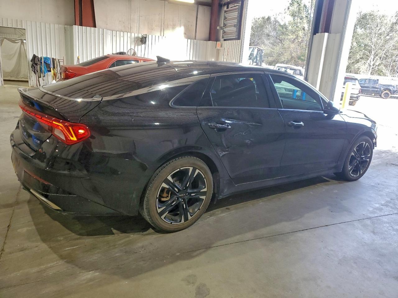 2023 KIA K5