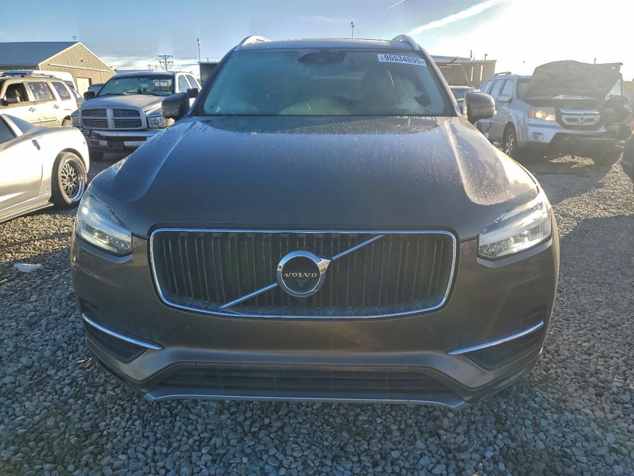 2016 VOLVO XC90