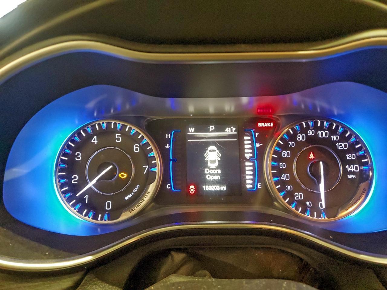 2015 CHRYSLER 200