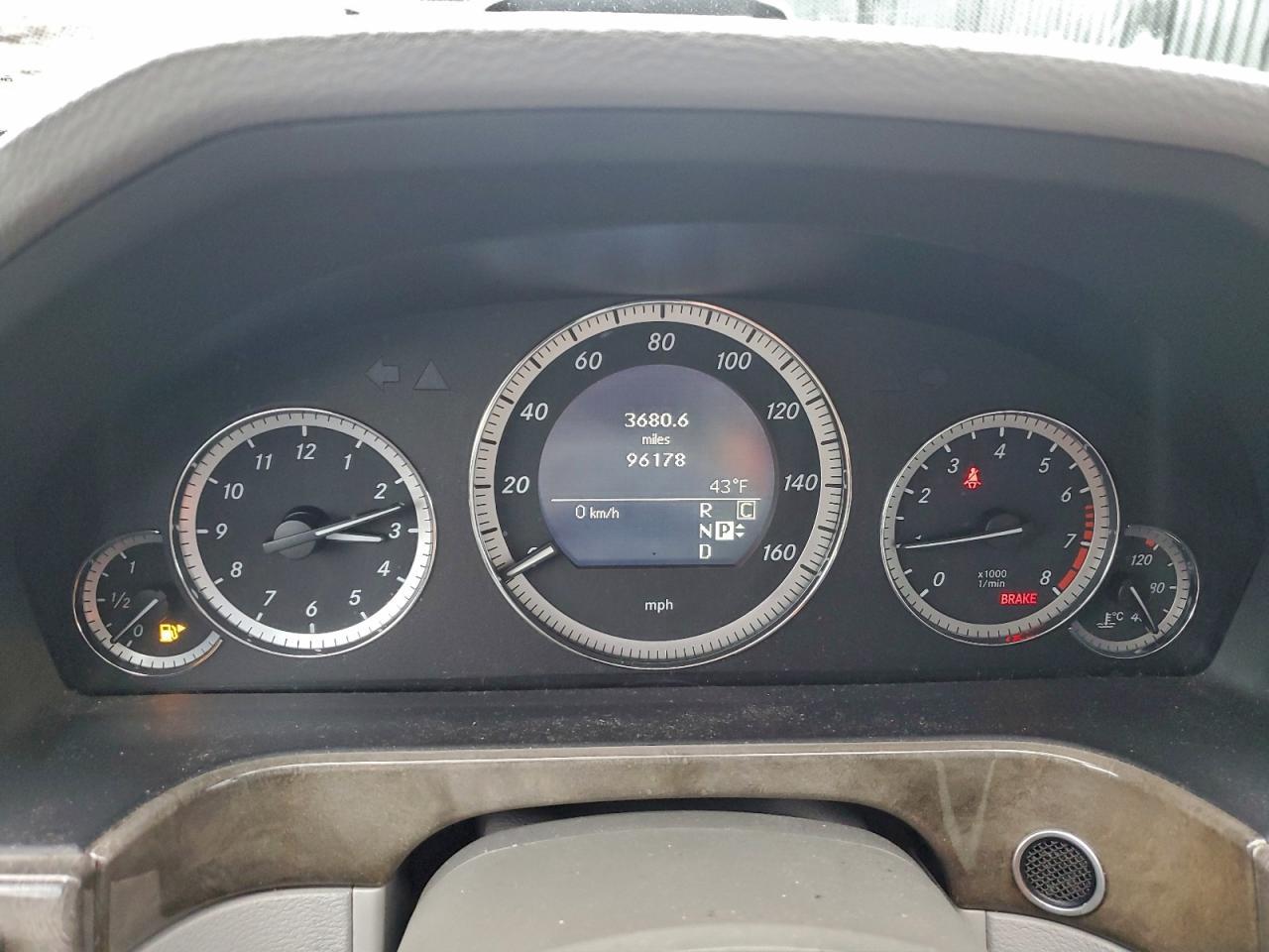 2010 MERCEDES-BENZ E-Class