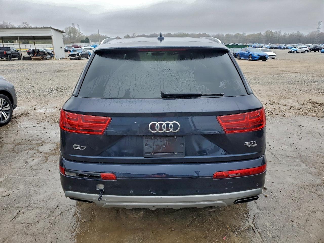 2017 AUDI Q7