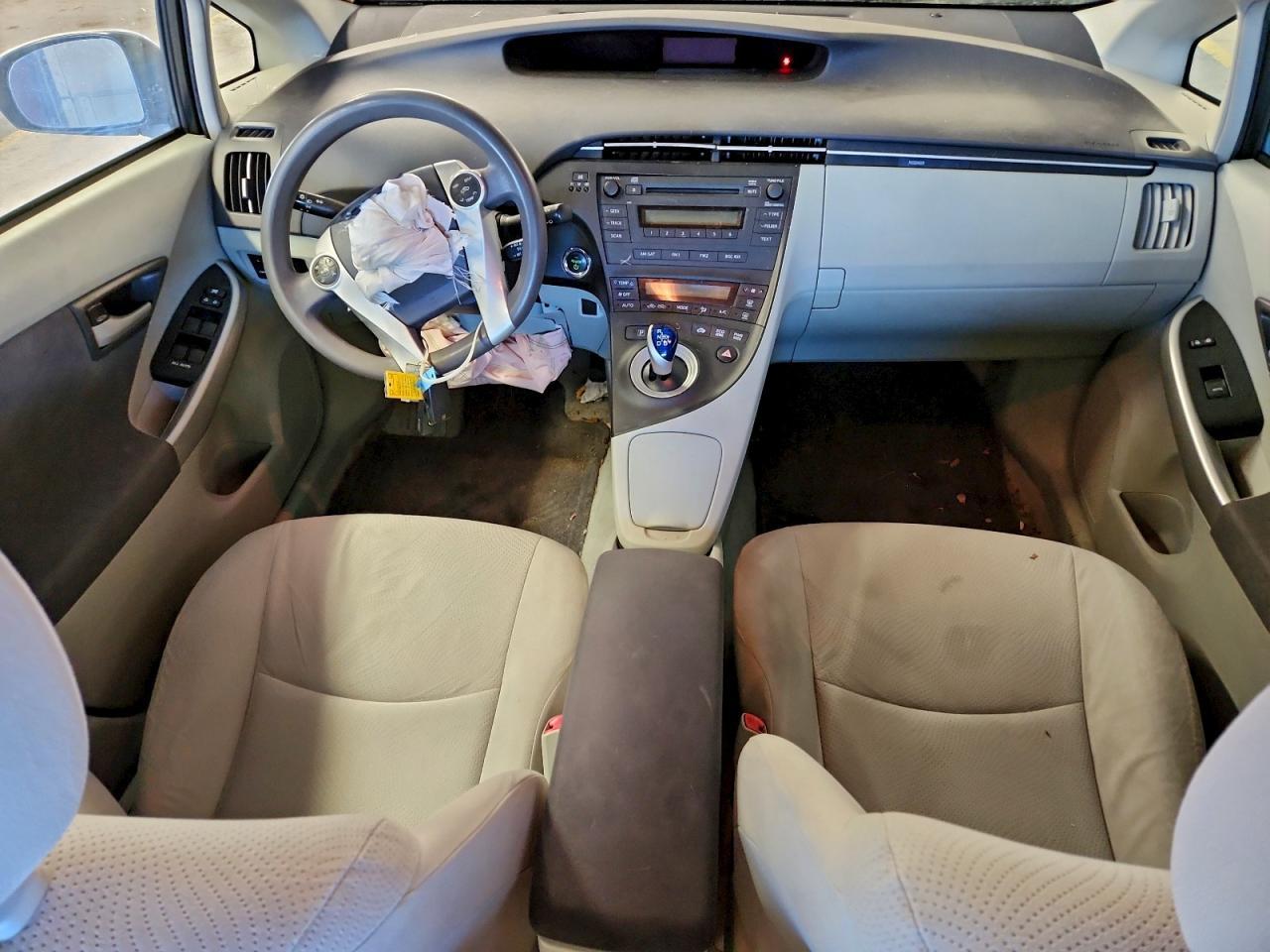 2010 TOYOTA PRIUS