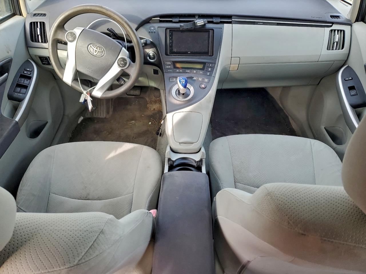 2010 TOYOTA PRIUS