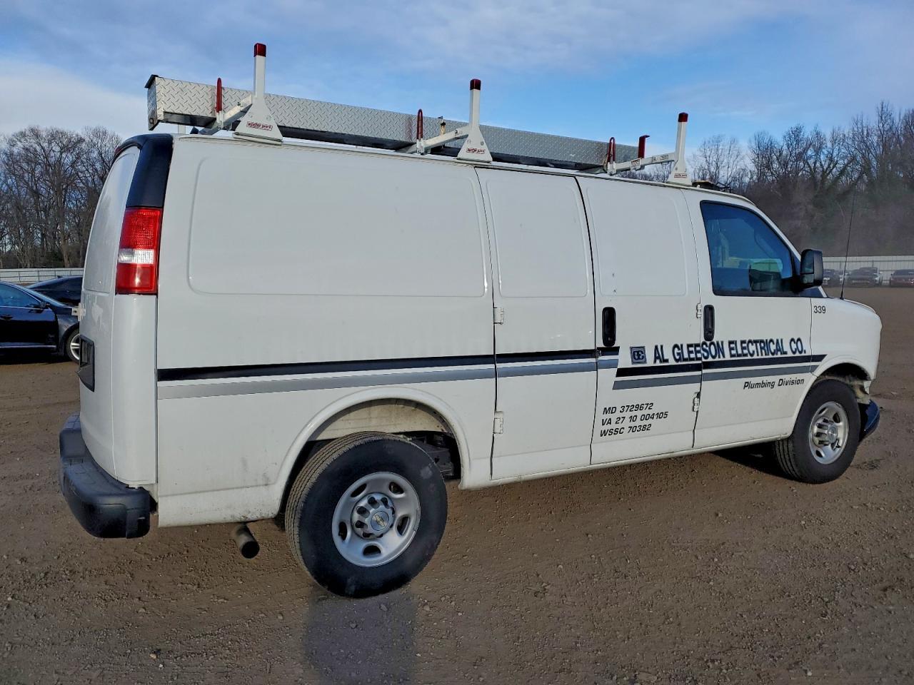 2025 CHEVROLET Express 3500