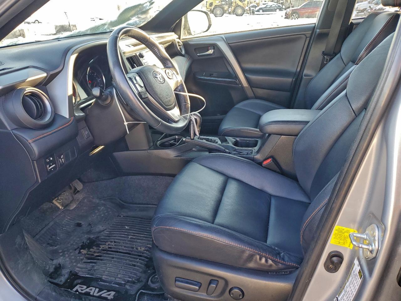 2016 TOYOTA RAV4