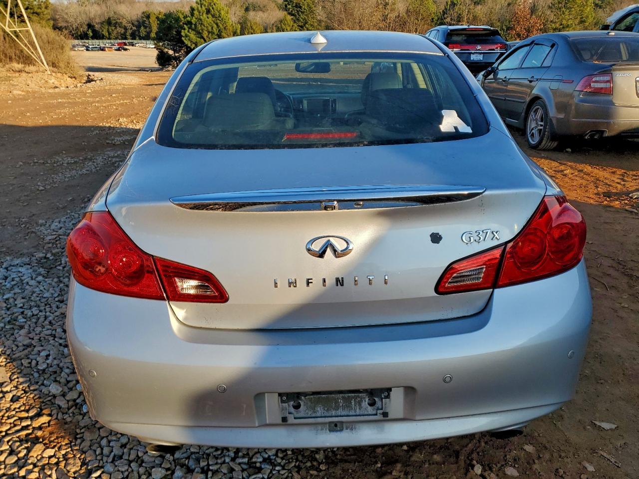 2012 INFINITI G37