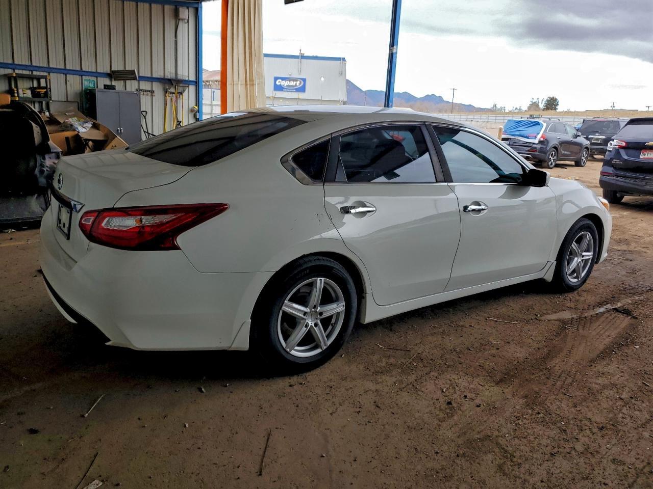 2016 NISSAN ALTIMA