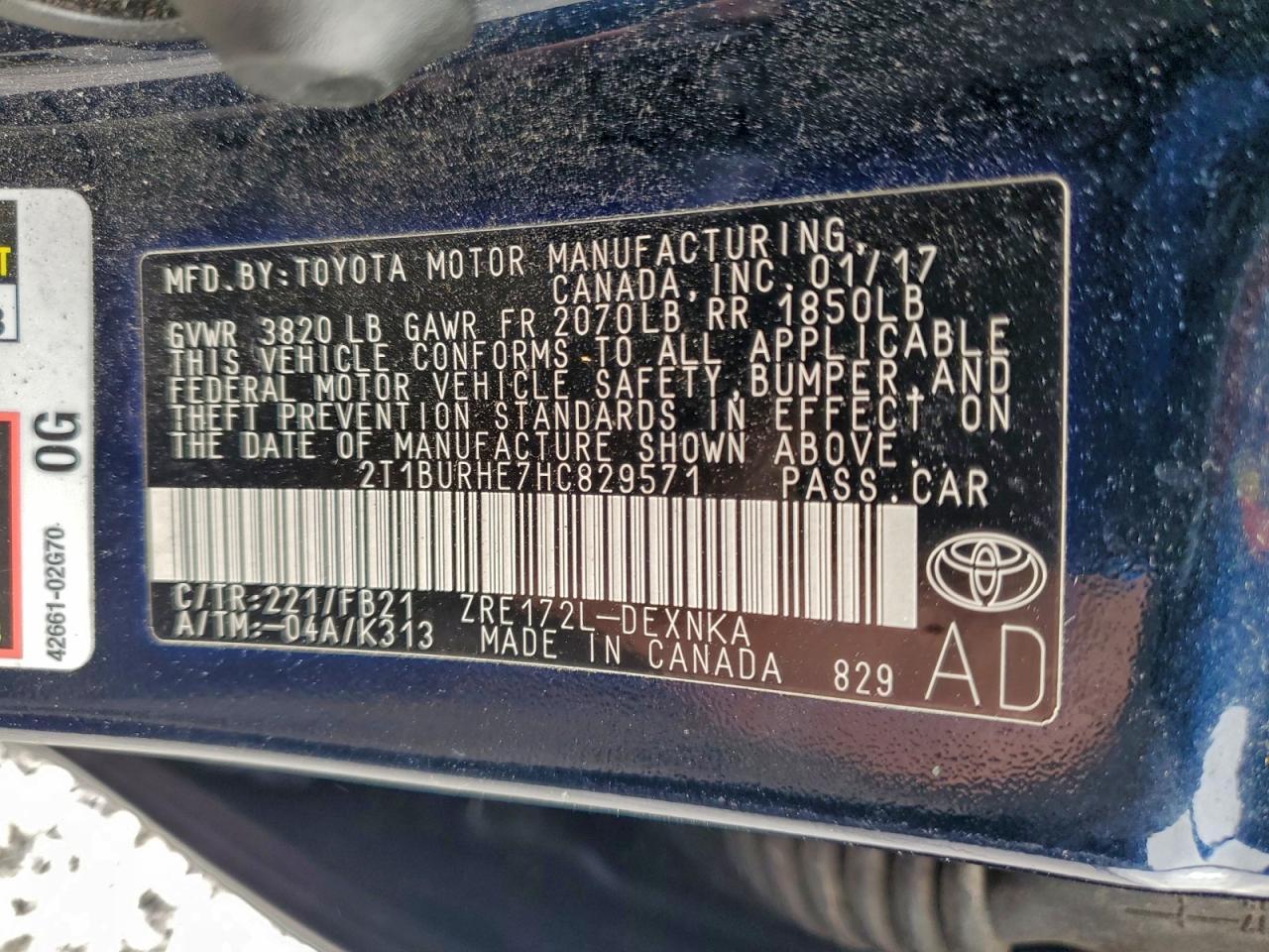 2017 TOYOTA COROLLA