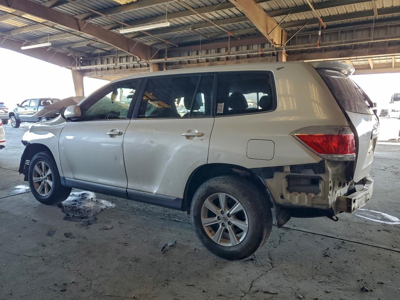 2012 TOYOTA HIGHLANDER