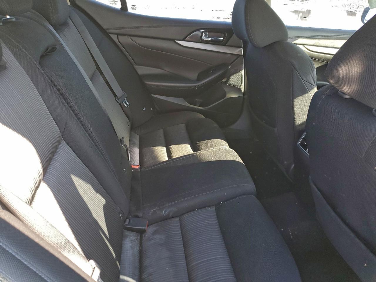 2017 NISSAN Maxima