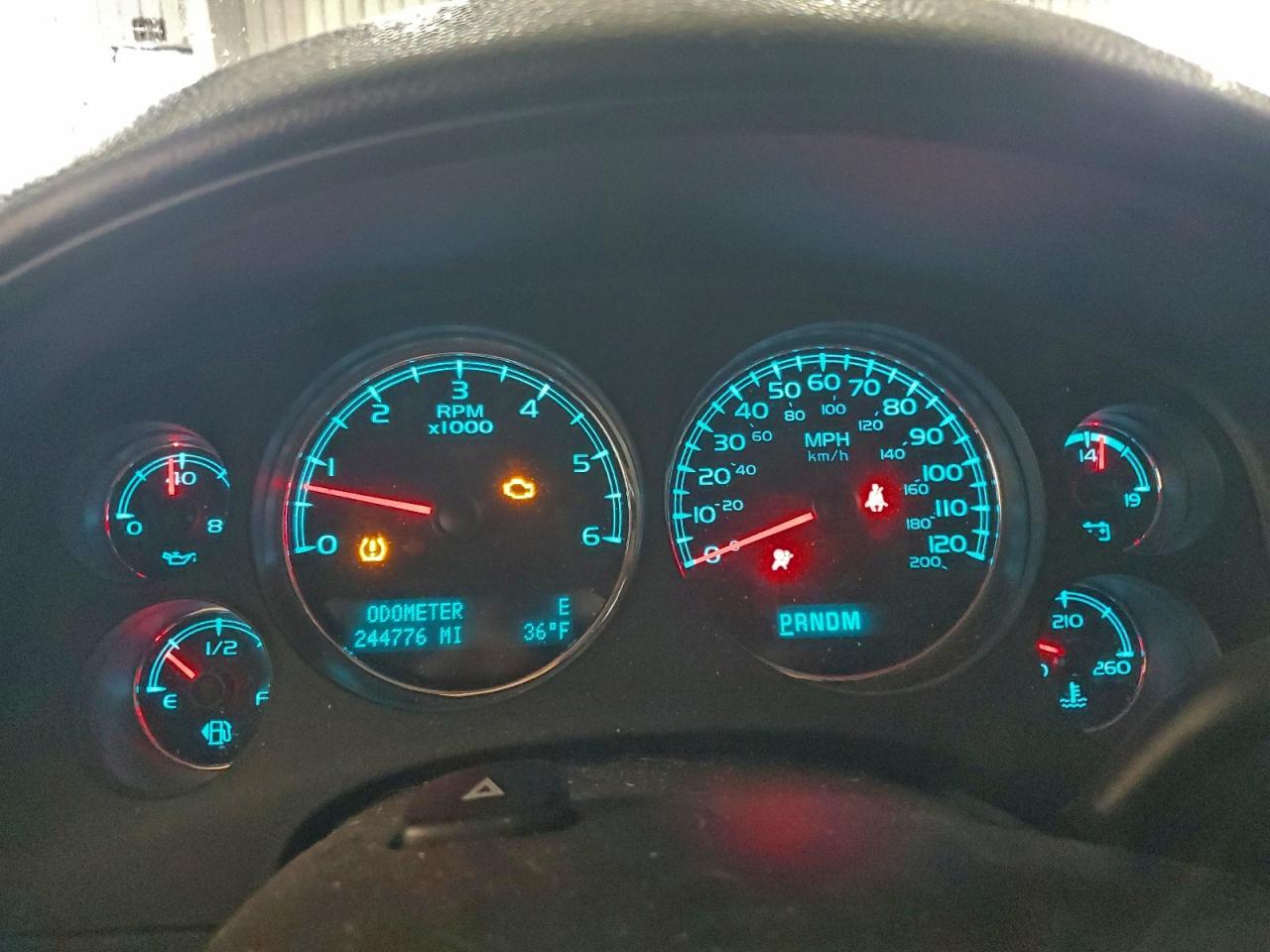 2011 CHEVROLET Suburban