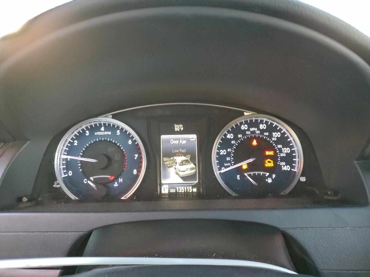 2016 TOYOTA CAMRY