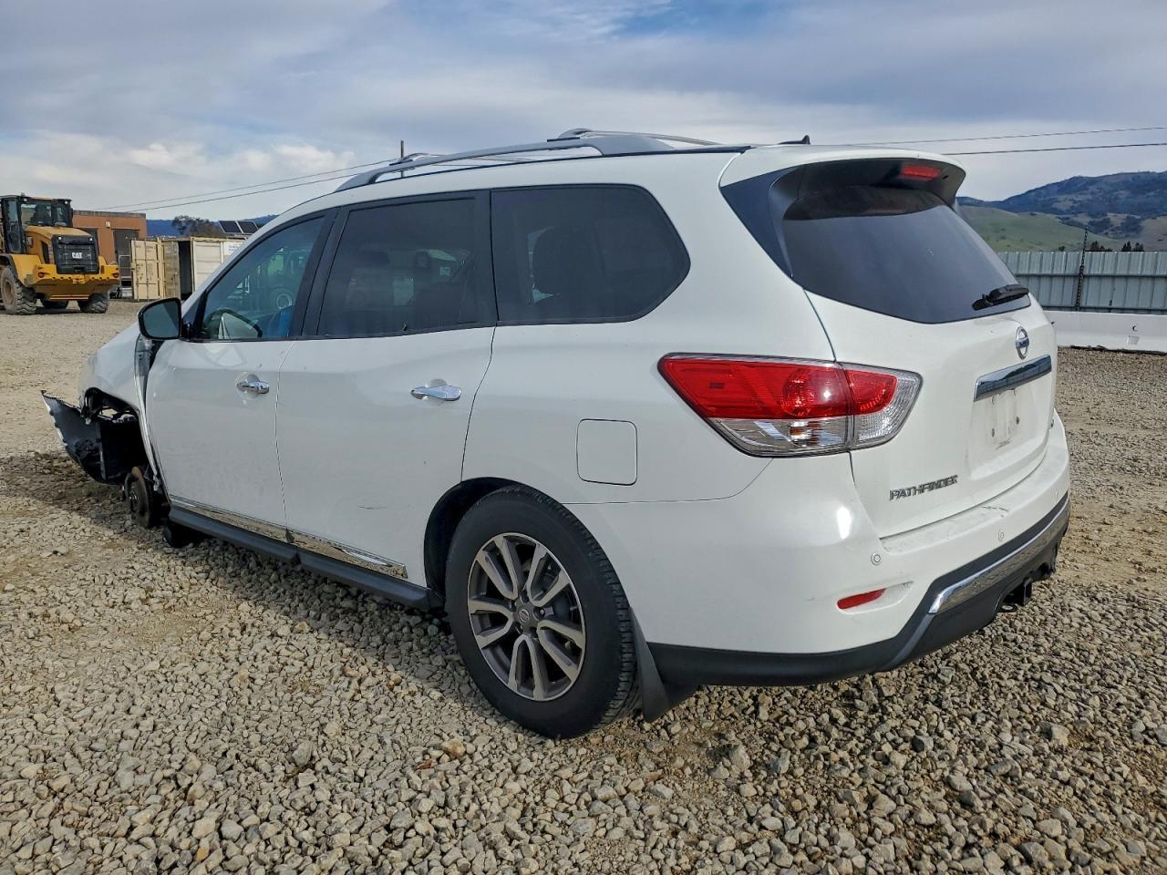 2015 NISSAN PATHFINDER