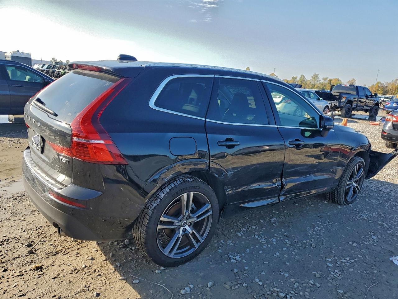 2018 VOLVO XC60