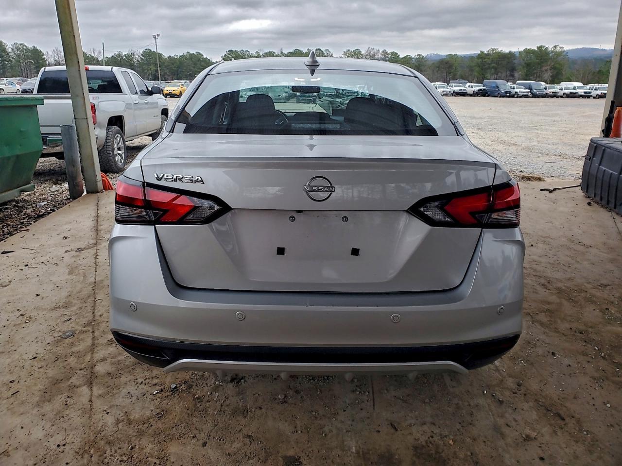 2025 NISSAN VERSA