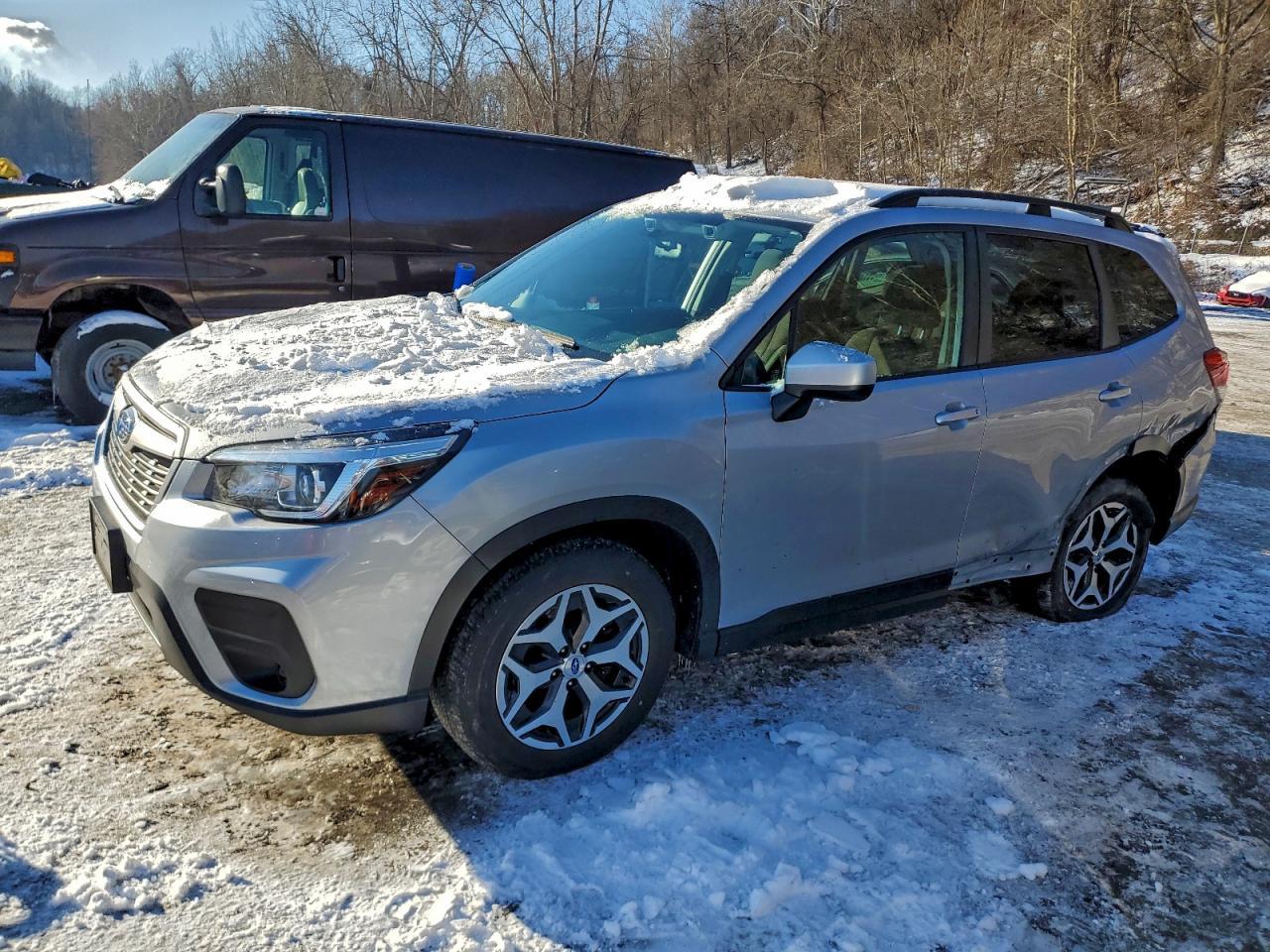 2020 SUBARU FORESTER