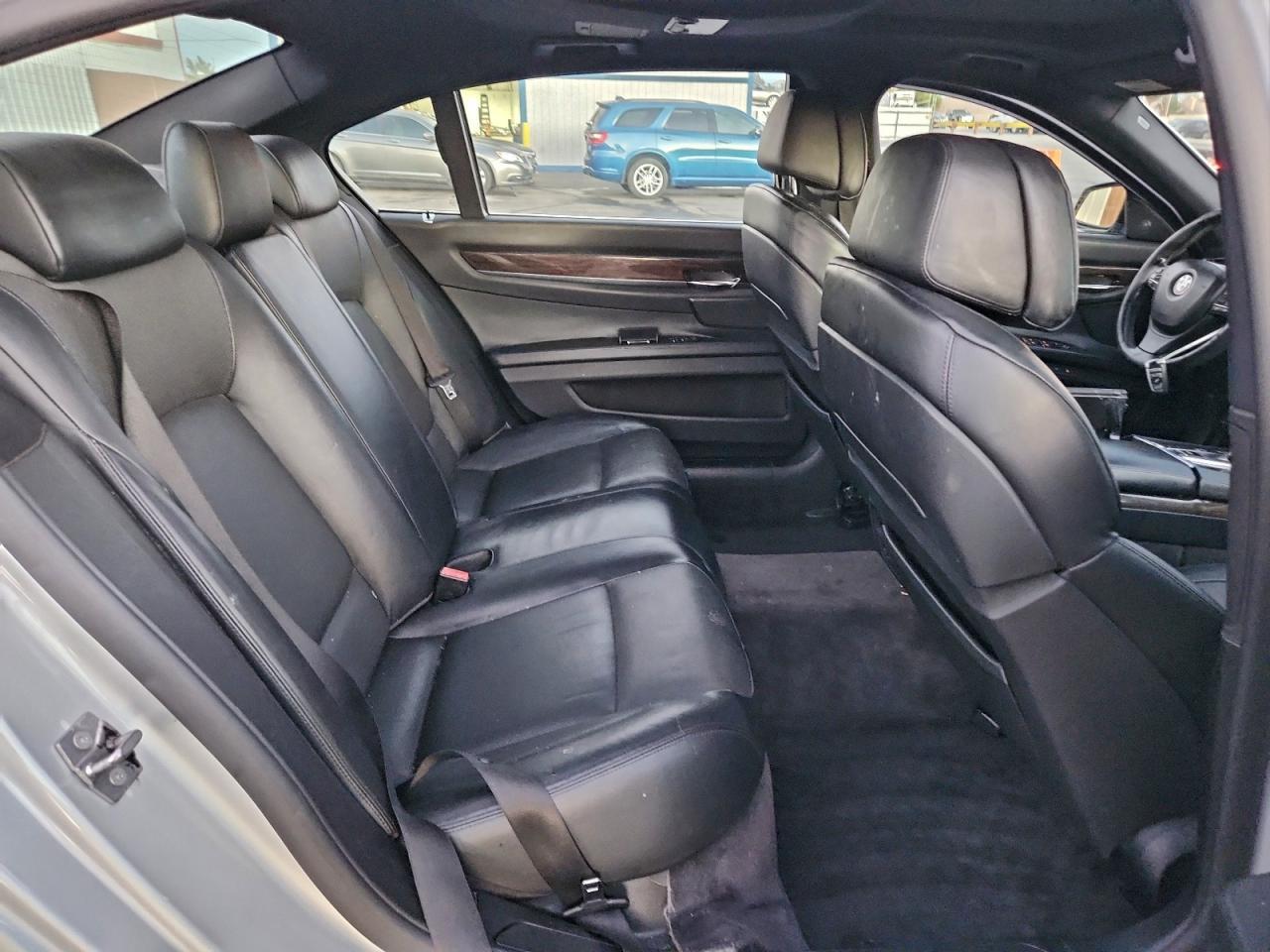2010 BMW 7 series