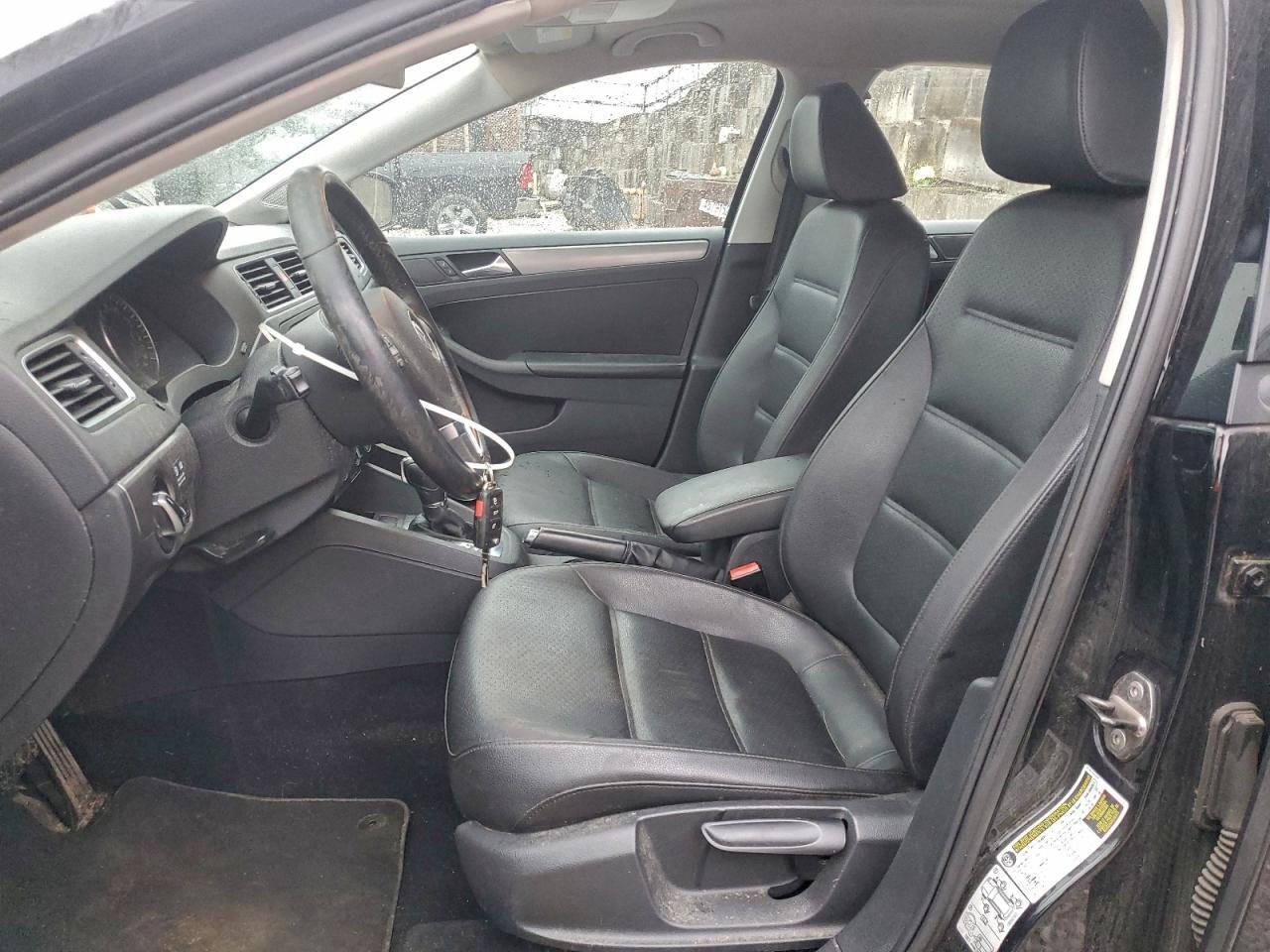 2013 VOLKSWAGEN JETTA