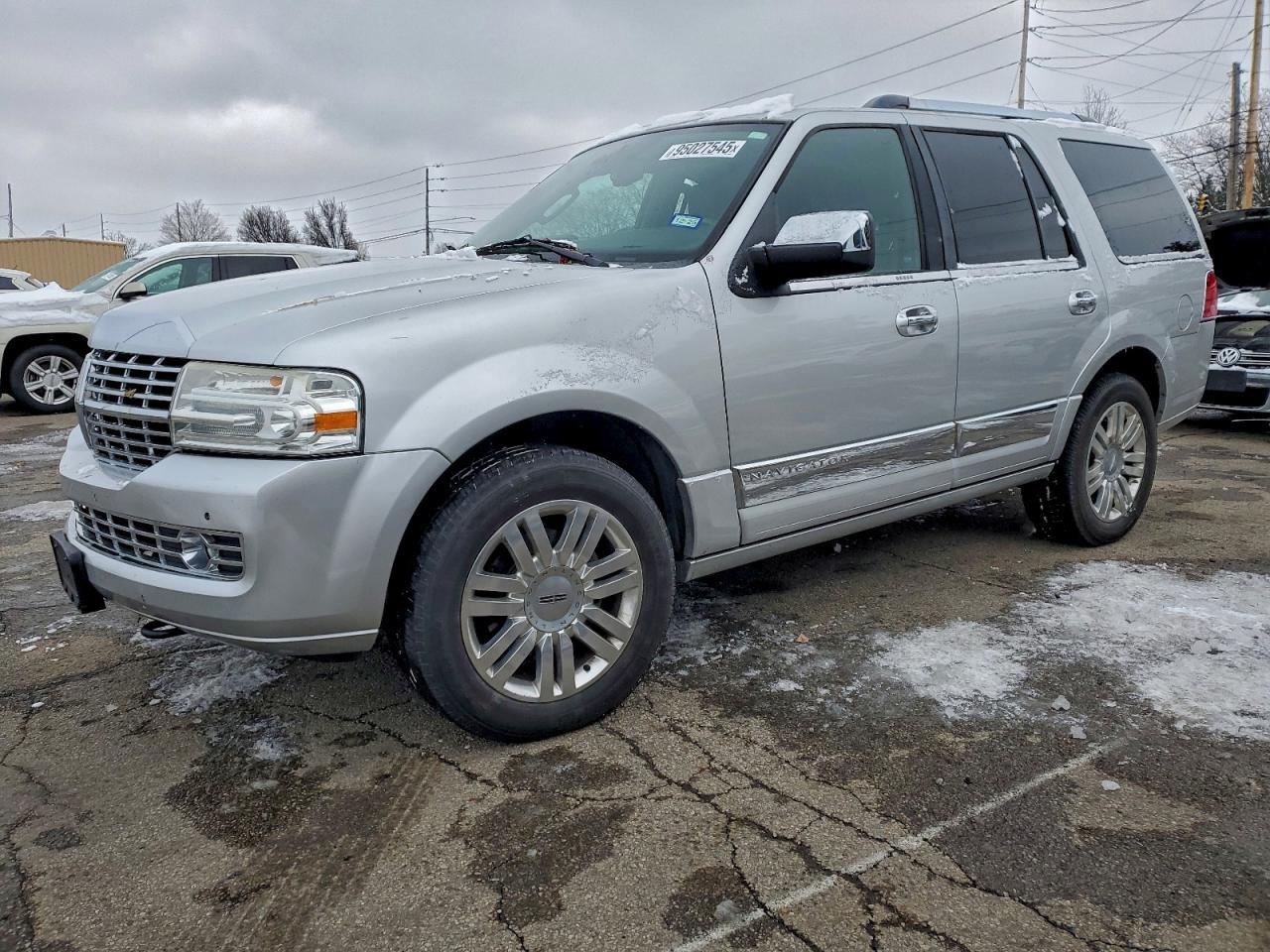 2014 LINCOLN Navigator