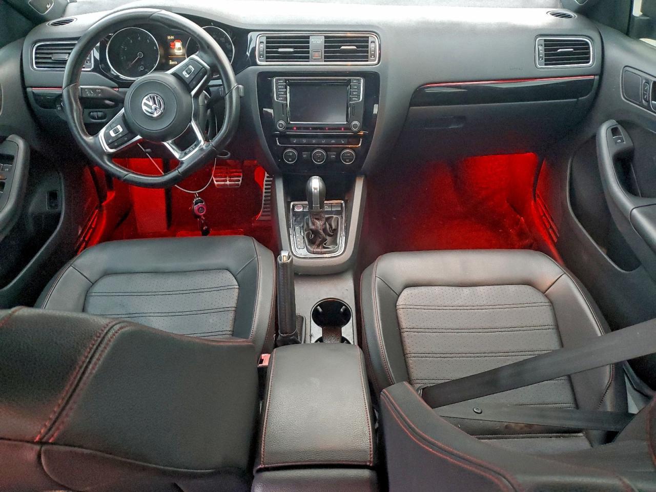 2017 VOLKSWAGEN JETTA