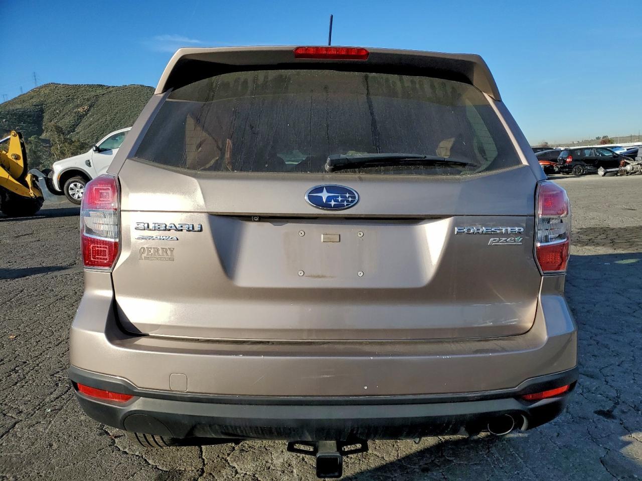 2015 SUBARU FORESTER