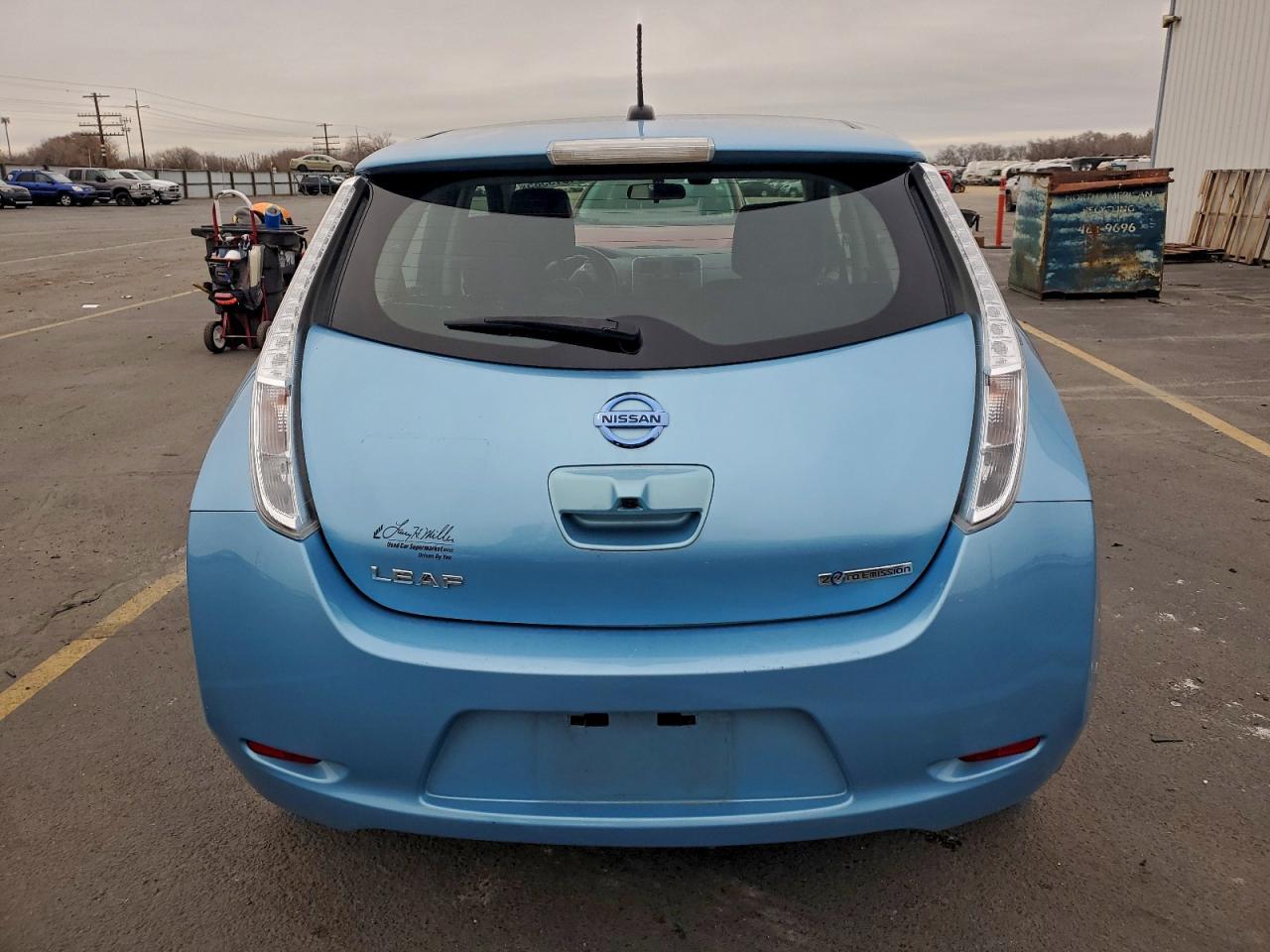 2015 NISSAN LEAF