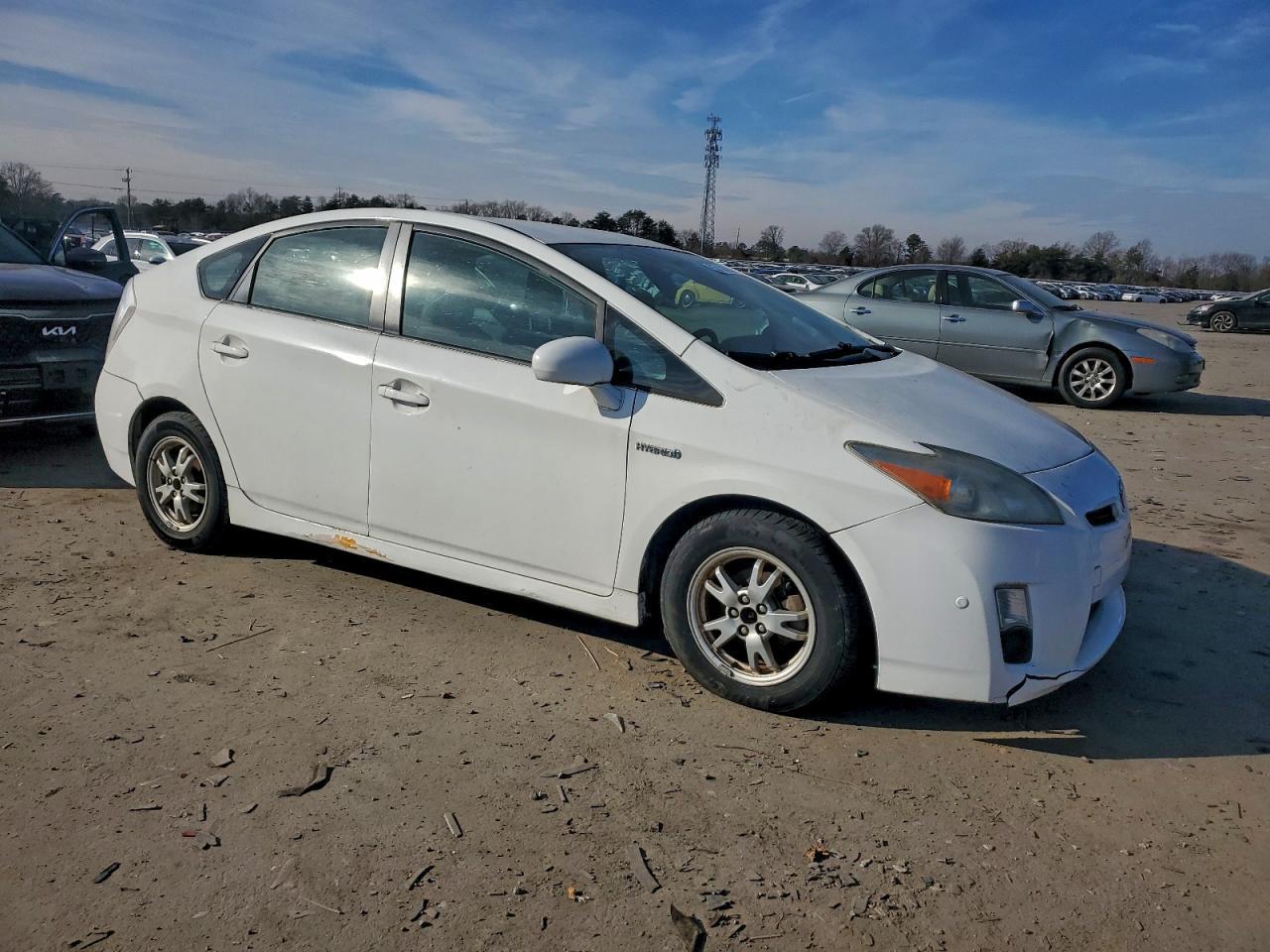 2011 TOYOTA PRIUS
