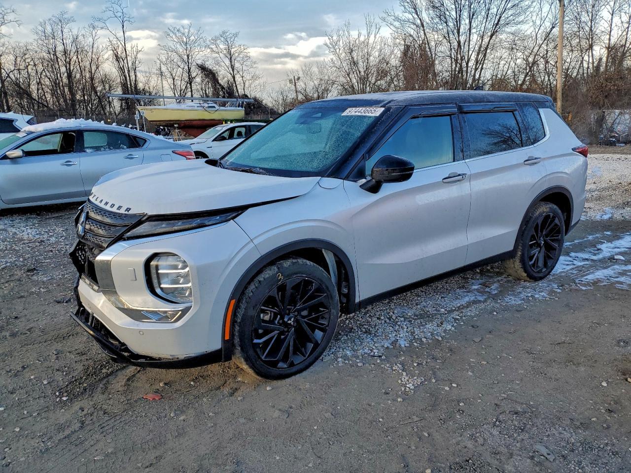 2023 MITSUBISHI outlander