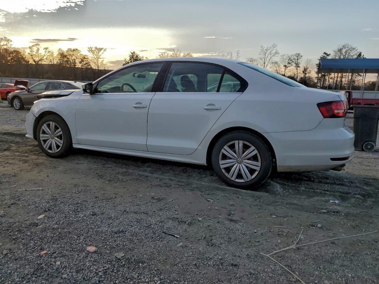 2017 VOLKSWAGEN JETTA