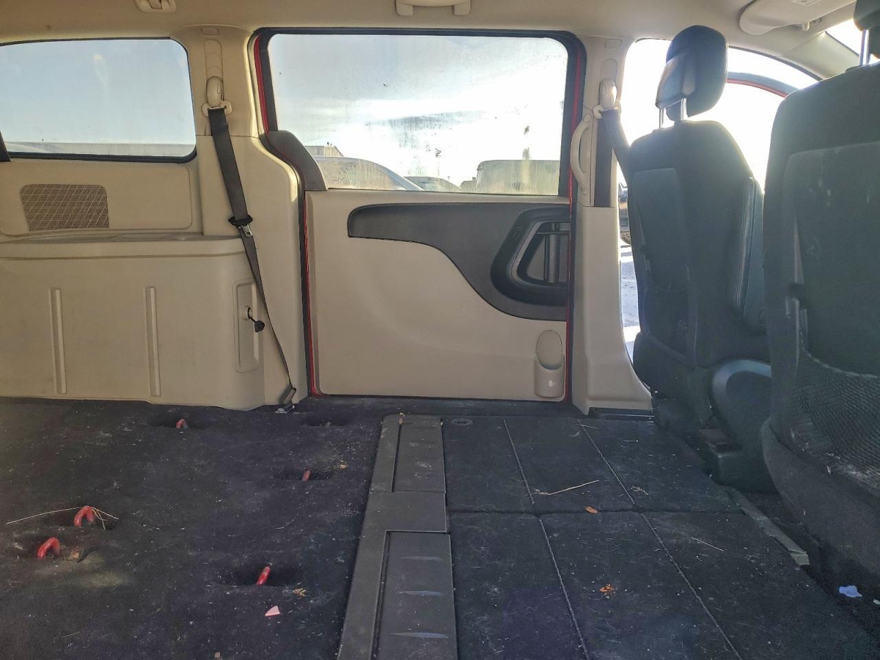 2012 DODGE GRAND CARAVAN