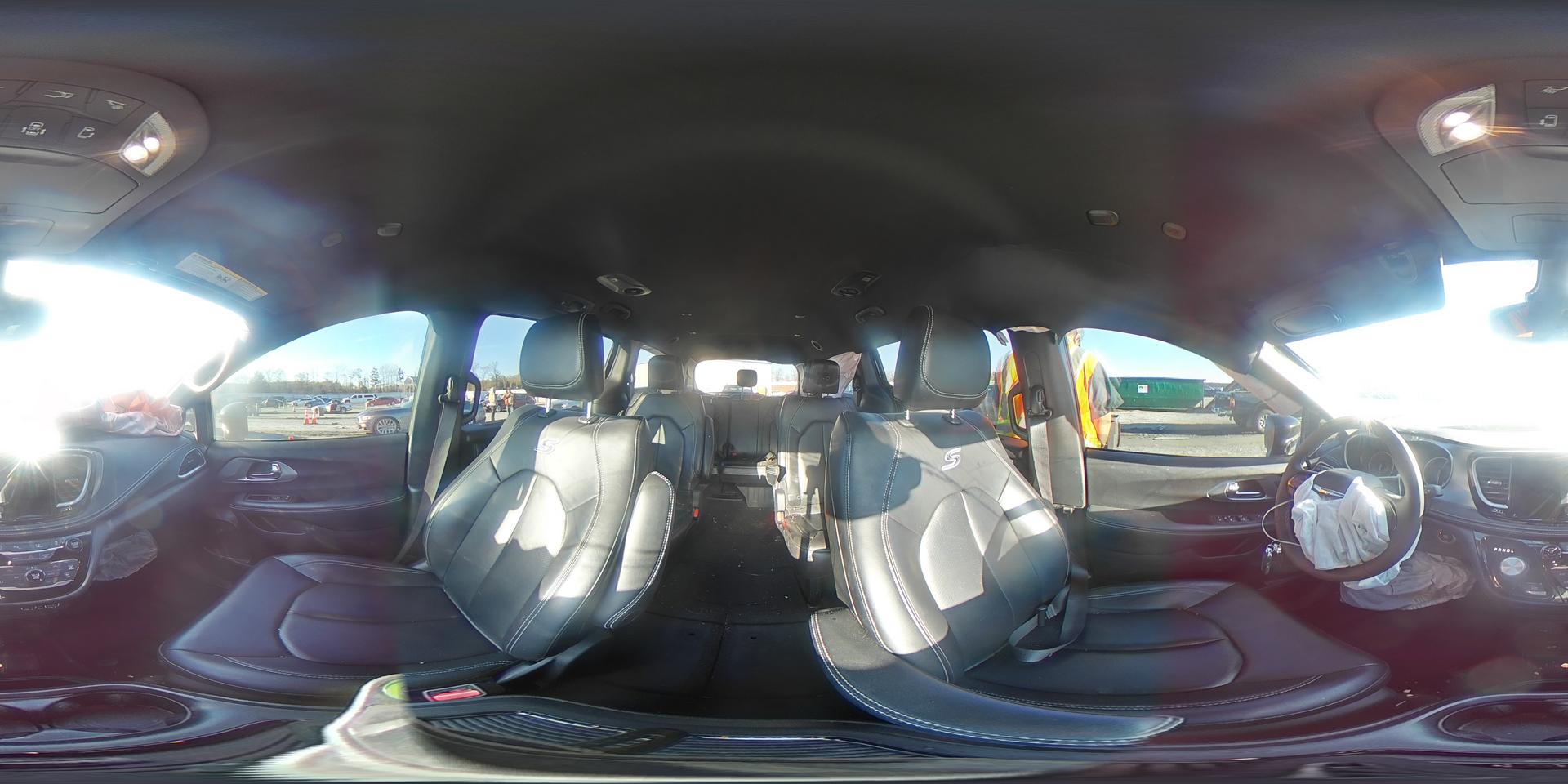 2023 CHRYSLER Pacifica
