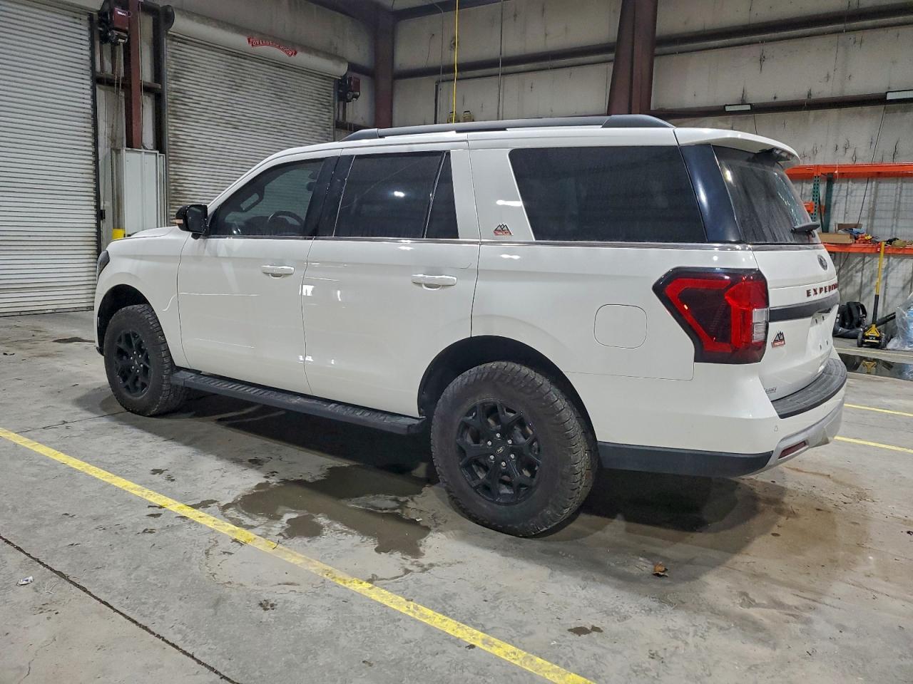 2023 FORD Expedition