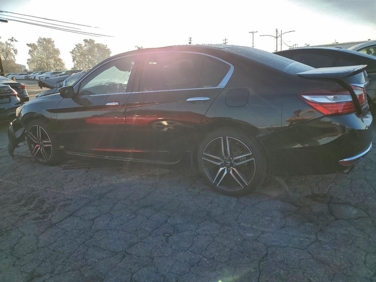 2017 HONDA ACCORD