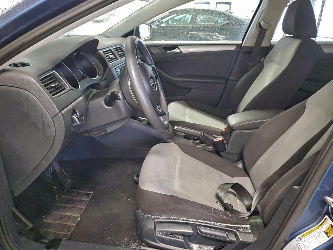 2017 VOLKSWAGEN JETTA