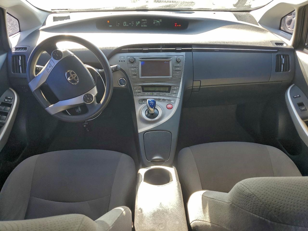2015 TOYOTA PRIUS