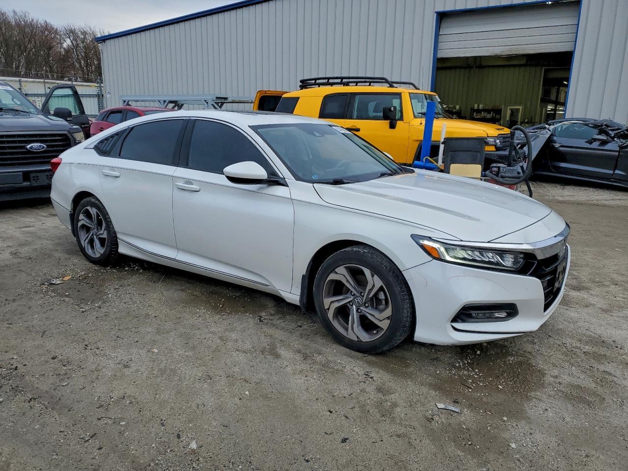 2018 HONDA ACCORD