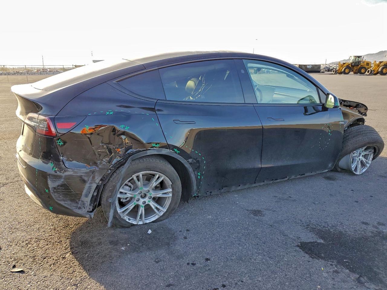 2024 TESLA MODEL Y