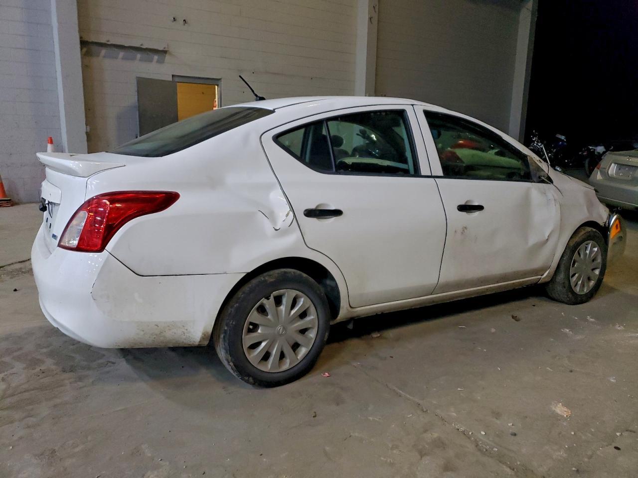 2014 NISSAN VERSA